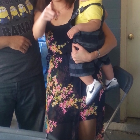 Bebe Maxi Dress - Picture 3 of 4